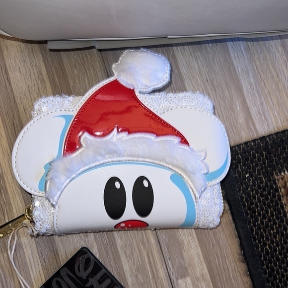 LOUNGEFLY DISNEY Mickey Mouse sequin snowman bag set! - Picture 3 of 8